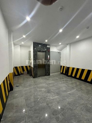 Bán nhà CCMN Khâm Thiên mới 100%, DT 30m 7 tầng, giá tài lộc 8.6 tỷ