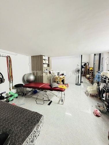 CÁCH MẠNG THÁNG 8 NGAY CV LÊ T RIÊNG - DT GẦN 100M2 HẺM 6M SÁT MT