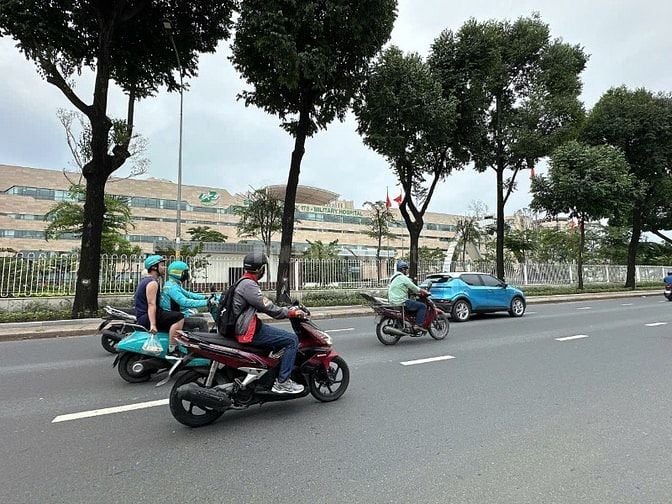 Giảm còn 27TỶ MTKD Nguyễn Kiệm 127m2 ngang 6.5m 6lầu T.máy ngay BV 175