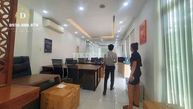 Cho thuê tòa nhà góc 2 mặt tiền,hầm 4 sàn trống, thang máy,có bãi xe 