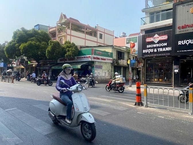 Bán MTKD 286B Hòa Bình, phường Hiệp Tân, dt 11x257m giá 230 tỷ