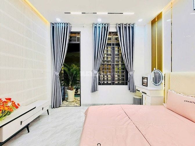 Nhà 3 lầu DT:4x15m đẹp Cao Cấp hẻm xe hơi Quang Trung, P14, Q.Gò Vấp.