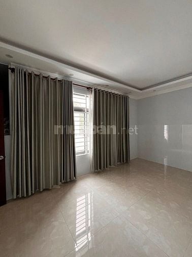 iảm sâu phòng 3.500.000 còn 2.600.000 tìm 1 nữ thuê tại NGÃ6 TDM