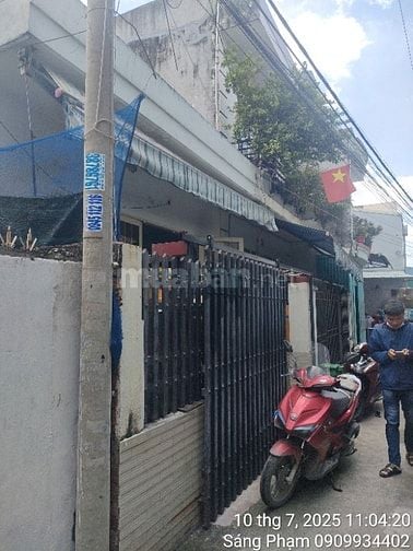 Nhà cấp 4 có lửng 44m2 phường Phú Hữu.3 tỷ 3