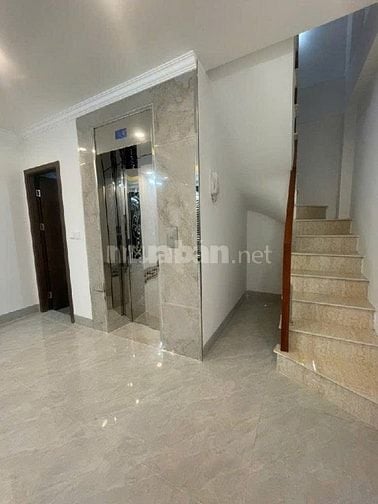 Bán nhà Xuân Đỉnh! 35m, 7 tầng, mặt tiền 4.4 thang máy chạy vù vù!
