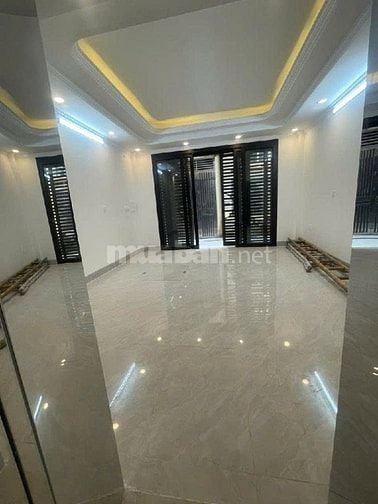 Bán nhà Xuân Đỉnh! 35m, 7 tầng, mặt tiền 4.4 thang máy chạy vù vù!