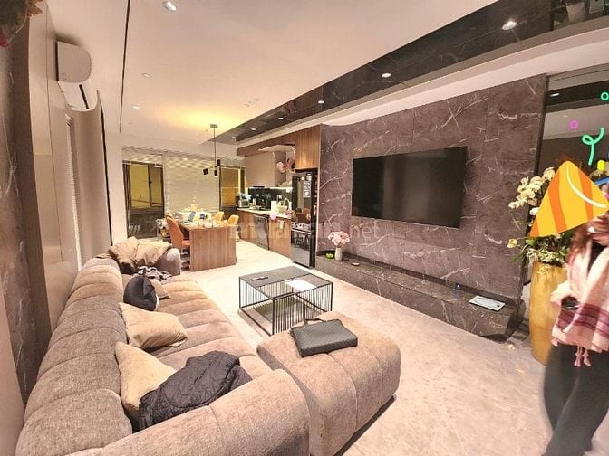 PHỐ TRẠM GẦN VĨNH TUY. OTO VÀO NHÀ - HƠN 12 TỶ. LÔ GÓC NGÕ THÔNG - 6 T