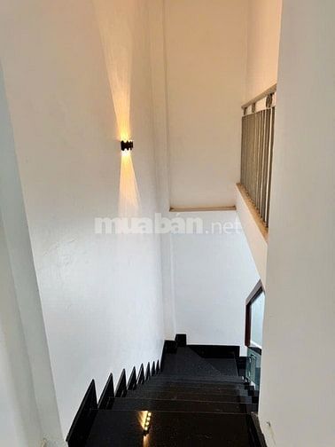Nhà 3 lầu mới đẹp Trường Chinh, 5PN, nở hậu, hxh, chỉ 6.8 tỷ