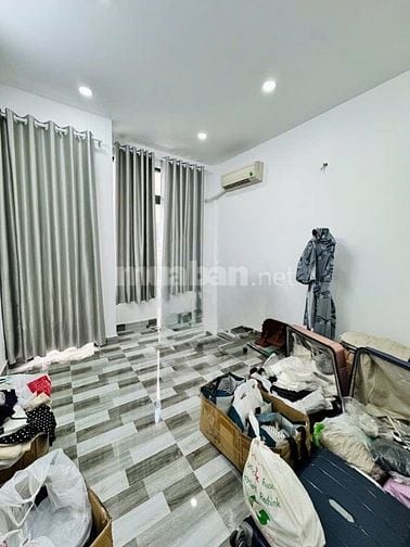 Nhà 3 lầu mới đẹp Trường Chinh, 5PN, nở hậu, hxh, chỉ 6.8 tỷ