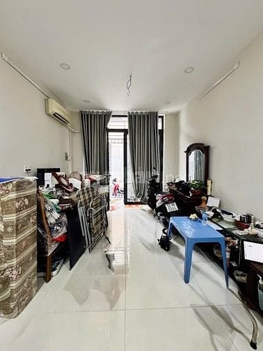 Nhà 3 lầu mới đẹp Trường Chinh, 5PN, nở hậu, hxh, chỉ 6.8 tỷ