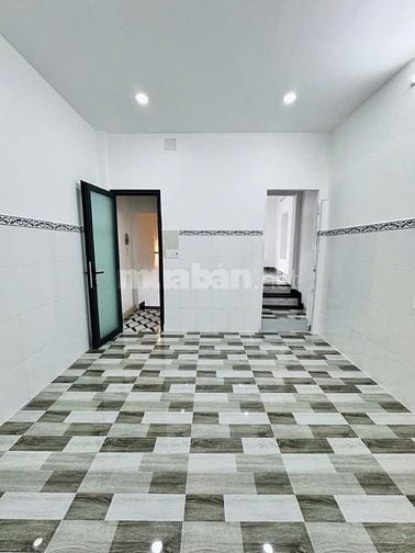 Nhà 3 lầu mới đẹp Trường Chinh, 5PN, nở hậu, hxh, chỉ 6.8 tỷ