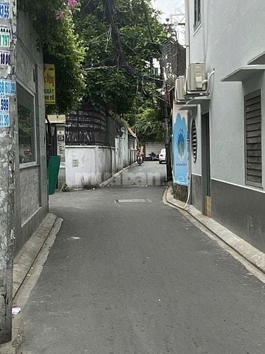 Mặt tiền ngang 20m ngay Nguyễn Văn Trỗi Phú Nhuận giá chỉ 130tr/m2