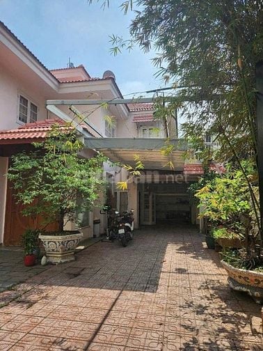 Mặt tiền ngang 20m ngay Nguyễn Văn Trỗi Phú Nhuận giá chỉ 130tr/m2