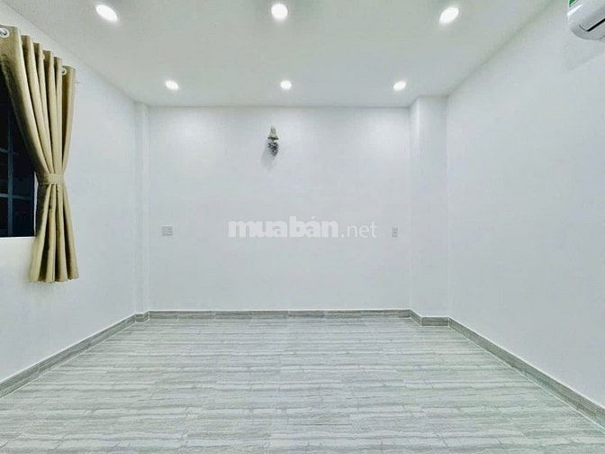 Chuyển công tác  bán gấp Trần Bình Trọng Phường 1 Quận 5 
