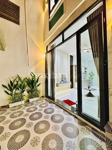 Cần tiền bán gấp nhà Trần Quang Diệu, p14,Q3. Chỉ 2,65tỷ. 65m2z