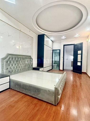 Bán nhà Vĩnh Hưng - Hoàng Mai, Dt 40m2, 5t, mt 3.8m, mói đẹp ở ngay.