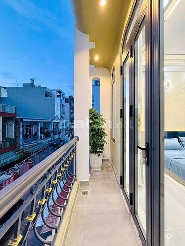 Siêu phẩm 4 Lầu THANG MÁY CAO CẤP hẻm rộng 8m Lê Văn Thọ, P14, Q.Gò Vấ