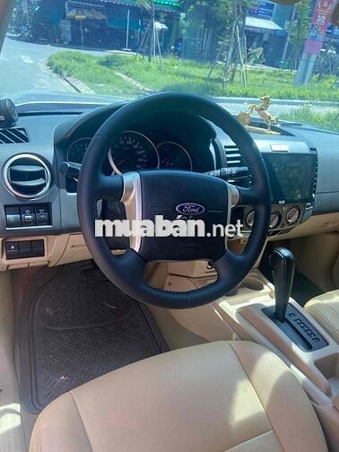 Ford Everest 2012 máy dầu số tự động