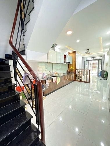 Hẻm xe hơi Nguyễn Hiền,4Tầng,Khu Dân Trí,Cạnh Siêu thị,Trường Học 