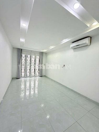 Hẻm xe hơi Nguyễn Hiền,4Tầng,Khu Dân Trí,Cạnh Siêu thị,Trường Học 