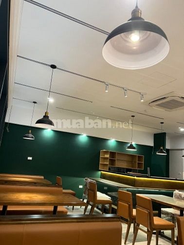 Tuyển nhân viên full time có kĩ năng pha chế