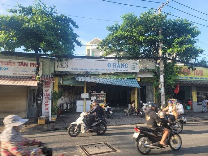 Cho thuê mặt bằng kinh doanh mặt tiền đường Thoại Ngọc Hầu