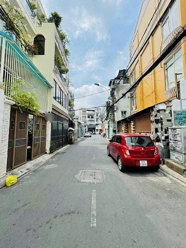 💥 BÁN NHÀ ĐẸP NƠ TRANG LONG – 67M² – GIÁ CHỈ 2 TỶ 450 – HẺM 6M XE HƠI