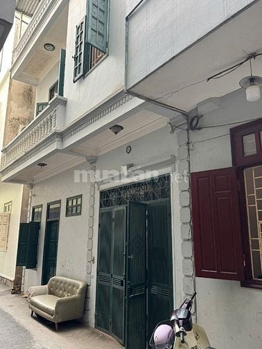 Cho Thuê Nhà 2,5 Tầng Khu Phân Lô Công An Xa La.