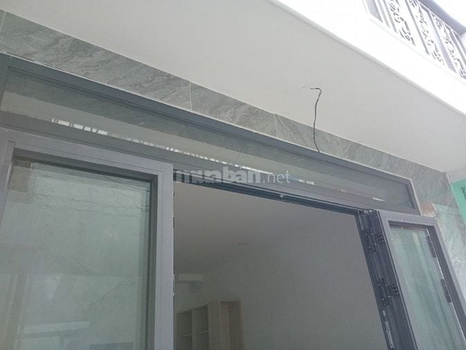 Nhà mới 100% Đúc BTCT  , sổ hồng riêng 