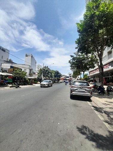 NHÀ LIỀN KỀ MT ĐƯỜNG SỐ 23, QUẬN 6 (4,5 X 20) 5 TẦNG. GIÁ 17,5 TỶ