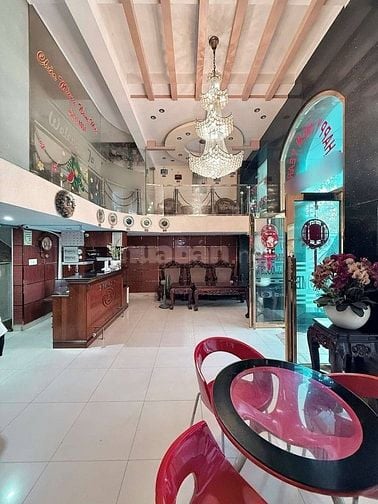 TOÀ KS KHU 300 - NGUYỄN THÁI BÌNH - 27P - DOANH THU HƠN 200 TRIỆU