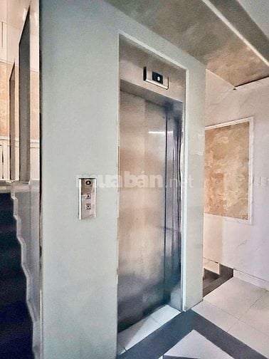 TOÀ KS KHU 300 - NGUYỄN THÁI BÌNH - 27P - DOANH THU HƠN 200 TRIỆU