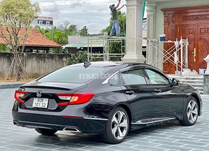 Xe Honda Accord nhập khẩu Thái Lan 2022