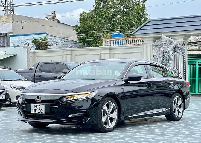Xe Honda Accord nhập khẩu Thái Lan 2022