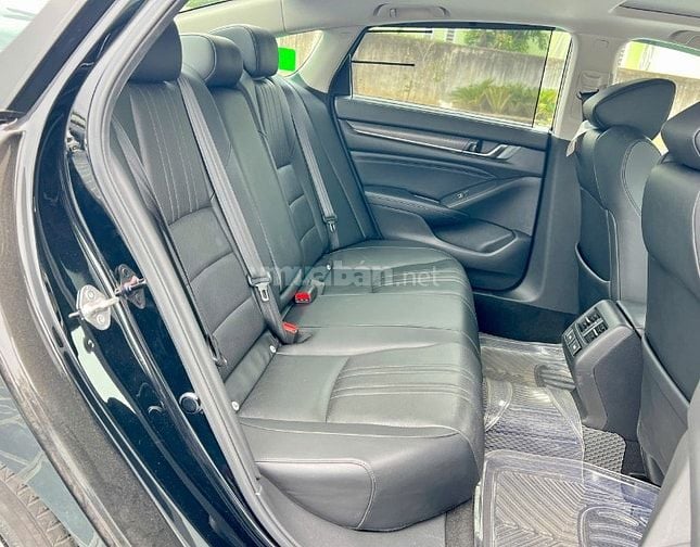Xe Honda Accord nhập khẩu Thái Lan 2022