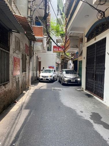 Bán Nhà Ngõ 163 Hoàng Văn Thái DT: 32M x 5 tầng ô tô đỗ cửa 