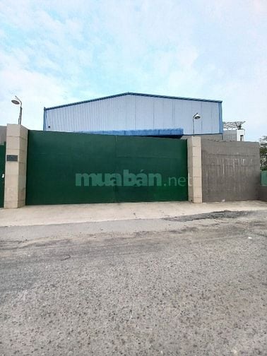Bán kho 1700m2 Quận 12 giái 56 tỷ
