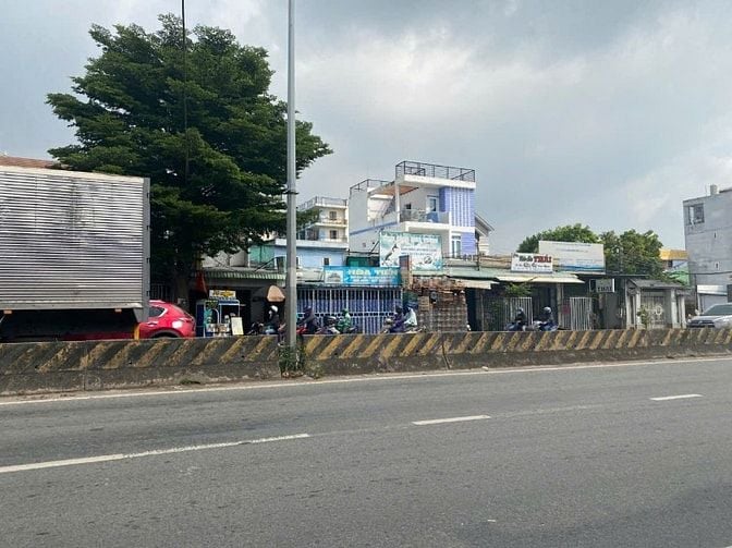 Bán Nhà mặt tiền Quốc lộ 1K Chính chủ