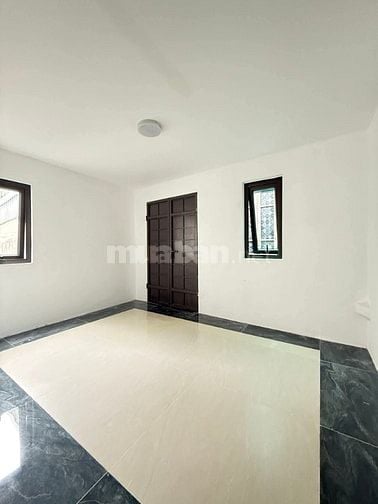Nhà Đẹp Phố Lương Sử C, Đống Đa 40m, 4 tầng, mt 3.7m, giá 9.65 tỷ.