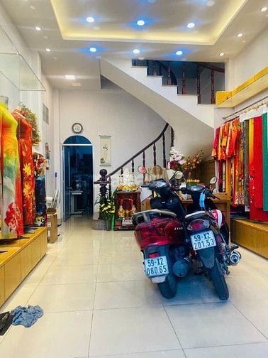 CHÍNH CHỦ BÁN NHÀ MẶT TIỀN HẺM THÔNG 2 XE HƠI LINH XUÂN ĐA TIỆN ÍCH TR