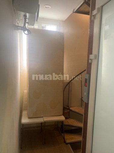 Cho thuê nhà ngõ Hàng Vải, 30m2 x 3T, full đồ