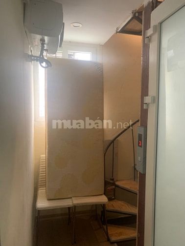 Cho thuê nhà ngõ Hàng Vải, 30m2 x 3T, full đồ