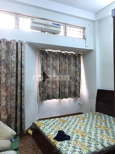 Cho thuê nhà hẻm 5m(XT) Thành Thái, P.14, Q.10 giá 10tr