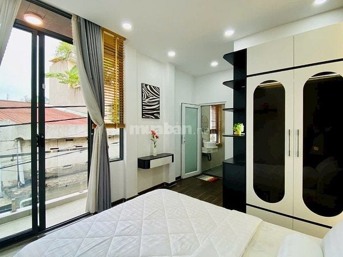Nhà 3 lầu đẹp Cao Cấp góc 2 mặt hẻm xe hơi 1 trục Lê Đức Thọ, P16, Q.G
