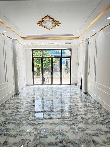 Nhà MTNB khu Tên Lữa dt 100m2 nhà 4 tầng giá 13.5 tỷ, sát công viên
