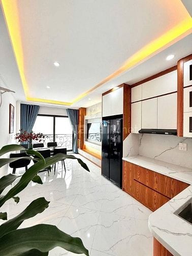 Nhà Đẹp Thang Máy Định Công, Hoàng Mai 31m, 6  tầng, mt 3.4m, 8.4 tỷ