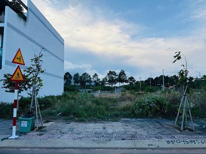 CHÍNH CHỦ BÁN ĐẤT ĐƯỜNG LÊ HỮU NGHĨA – SHR – GIÁ CHỈ 1.3 TỶ 120m2