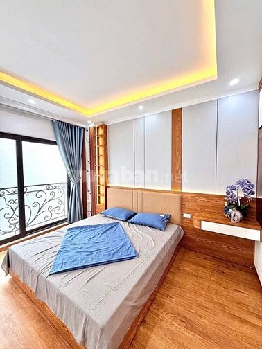 Nhà Đẹp Thang Máy Định Công, Hoàng Mai 31m, 6  tầng, mt 3.4m, 8.4 tỷ