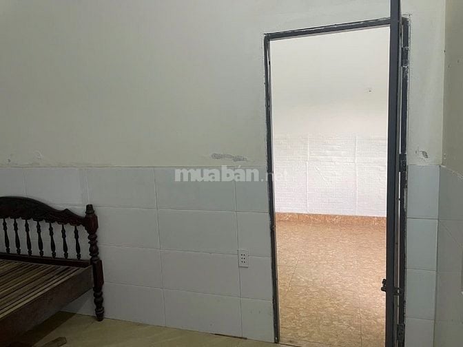 Nhà cho thuê nguyên căn 2.5tr ở lâu dài