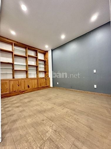 GẦN CITYLAND GÒ VẤP - HẺM XE HƠI - 5.8 x 26 - 3 TẦNG - 12.5 TỶ 